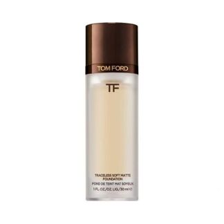 TOM FORD Тональная основа Traceless Soft Matte