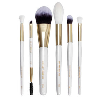 OH MY BRUSH Набор кистей для макияжа ESSENTIALS KIT